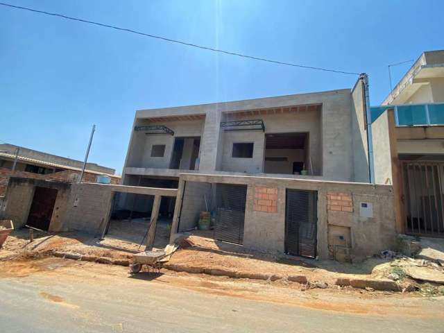 Casa de três quartos no bairro cachoeira / são josé da lapa