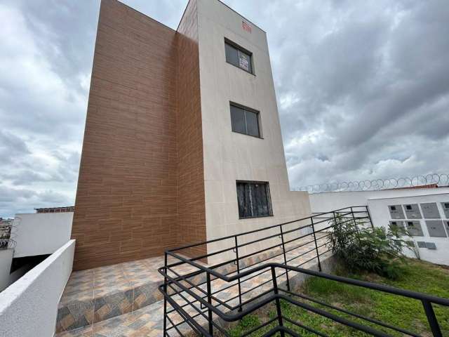 Apartamento de três quartos no bairro céu azul