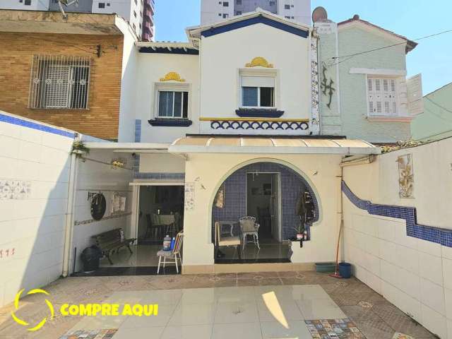 Campos Elíseos | 240m² | 5 Quartos | 2 Suites | 5 Vagas.