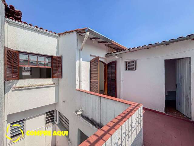 Casa - Sobrado | Perdizes | 3 Quartos | Quintal | 1 Vaga | 180 m2