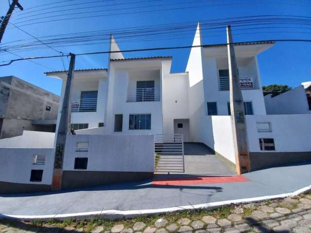 Geminado à venda em Potecas, São José - SC | Com Varanda