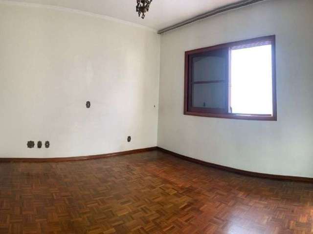 Sobrado à venda, 3 quartos, 1 suíte, 6 vagas, Barcelona - São Caetano do Sul/SP