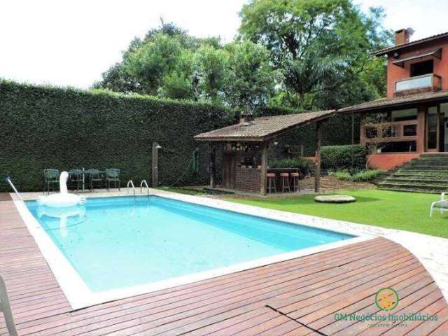 Casa com 4 dormitórios (2 suites) -  Piscina, estúdio externo, SPA!