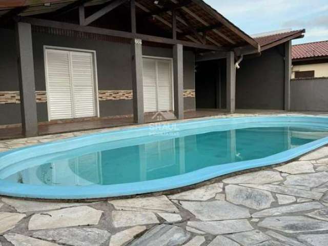 Casa com Piscina para Locação a 150m do Mar, BAL. Praia de Leste