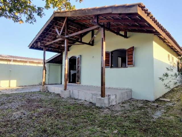 Casa em pontal do Parana próximo ao mar