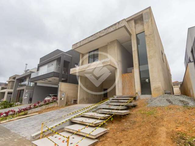 Casa em Condomínio Fechado, 470m² codigo: 98043