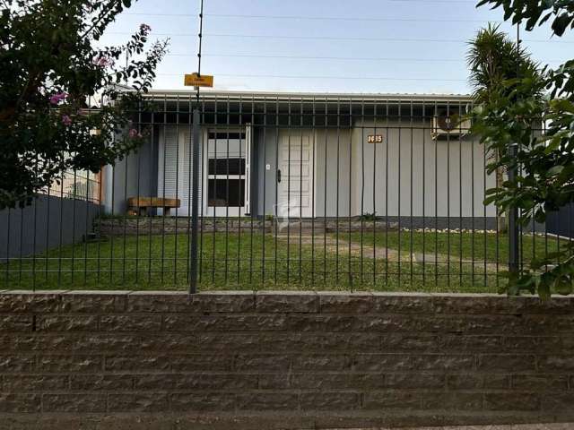 Casa com 3 quartos à venda na Nossa Senhora de Fátima, Caxias do Sul , 180 m2 por R$ 800.000