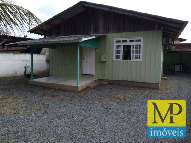 Casa com 3 dormitórios à venda, 120 m² por R$ 400.000,00 - Meia Praia - Navegantes/SC