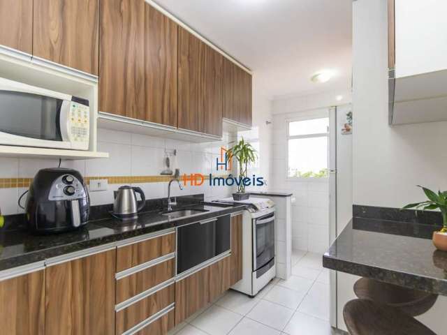 Apartamento com 62m², 02 quartos, 02 vagas cobertas, closet, no Weissópolis - Pinhais/PR. Por R$ 300.000,00