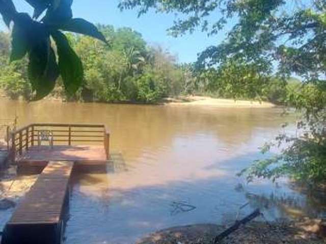 Rancho  com 1000mts quadrados na beira do rio aquidauana