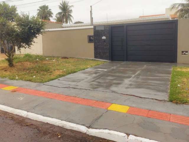 Casa com 2 quartos à venda na Rua do Ébano, 100, Vila Marcos Roberto, Campo Grande por R$ 500.000