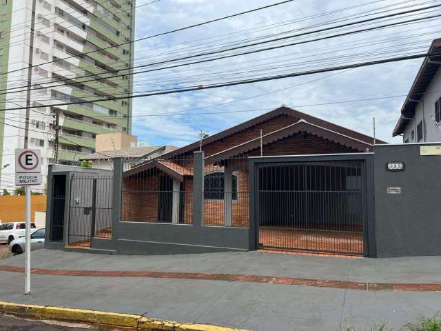 Casa com 2 quartos para alugar na José Gomes Domingues, 500, Santa Fé, Campo Grande por R$ 3.500