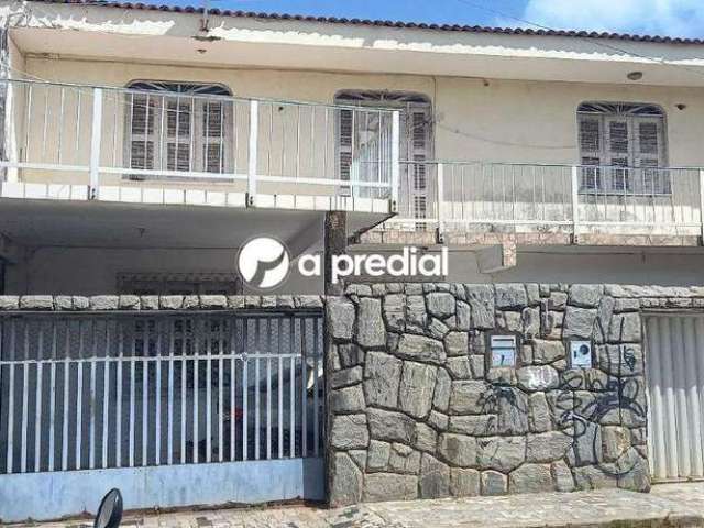 Casa para aluguel, 2 quartos, 1 suíte, 1 vaga, Papicu - Fortaleza/CE