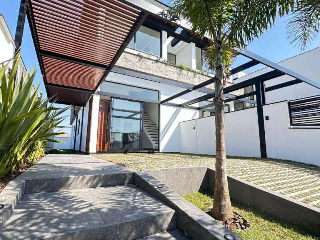 Casa com 3 quartos à venda na Rua Jardim dos Eucaliptos, 2, Campeche, Florianópolis por R$ 1.740.000