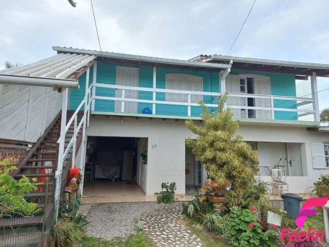 Casa com 5 quartos à venda na Servidão Canto das Pérolas, 218, Campeche, Florianópolis por R$ 1.199.000