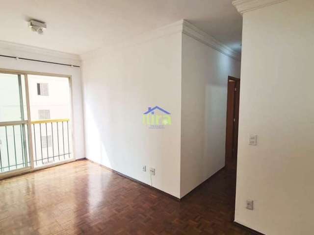 Apartamento à venda de 57M², 2 Dormitórios, 1 vaga no Condomínio Vitoria 1,  Alphaville,  Centro In