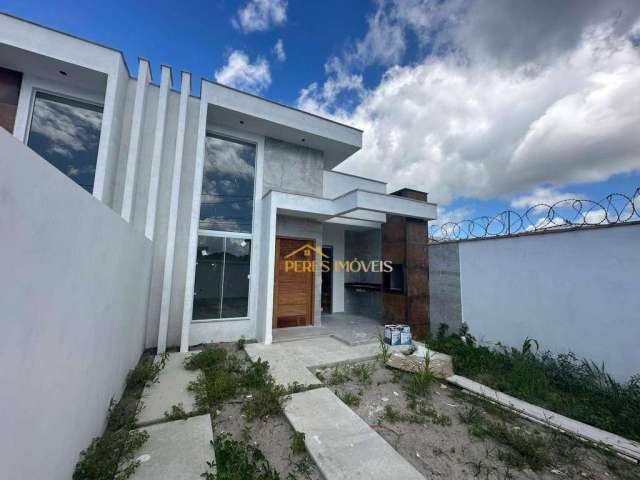 Excelente casa linear de meio lote no bairro Jardim Bela Vista, a 300 metros da lagoa de Iriry e 500 metros da praia de Costazul localizado no bairro
