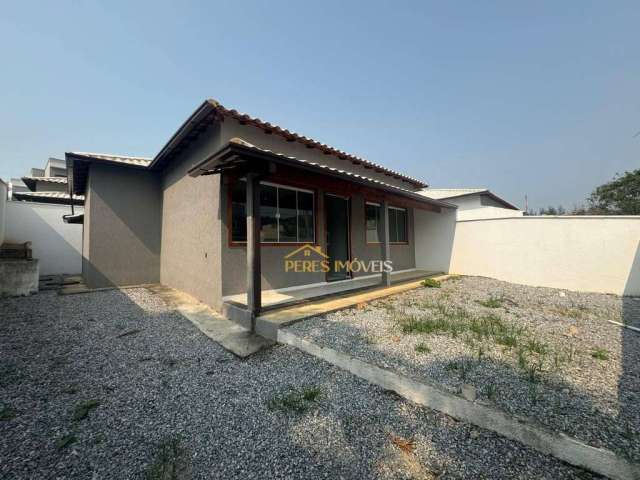 Excelente Casa Linear localizada no bairro Residencial Rio Das Ostras!