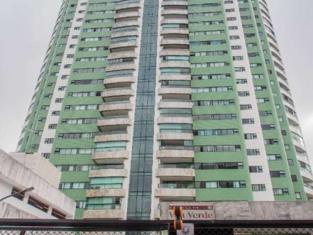 Apartamento com 200m², 4 quartos sendo  4 suítes, 3 vagas!