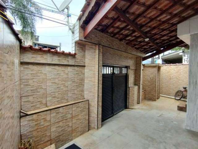 Vendo casa térrea | bairro catiapoã | são vicente