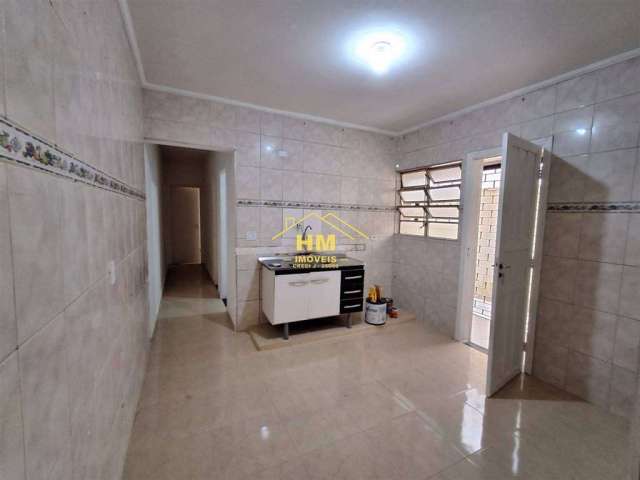 Oportunidade espaçosa sobreposta baixa 2 dorms,  2 wcs, garagem, pé no centro, são vicente