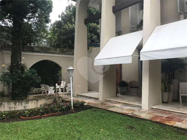 Casa com 4 quartos à venda em Jardim Leonor - SP