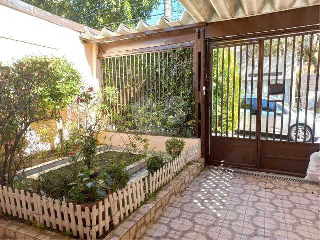 Casa com 3 quartos à venda em Vila Ipojuca - SP