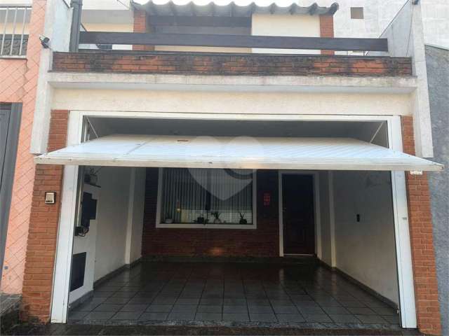 Casa com 3 quartos à venda em Vila Nair - SP