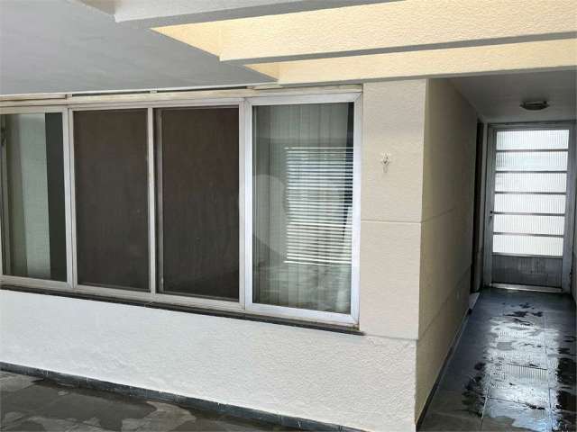 Casa com 3 quartos à venda em Jardim Promissão - SP