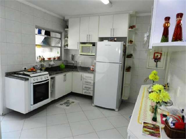 Apartamento com 3 quartos à venda em Aclimação - SP