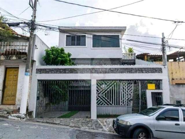 Casa com 3 quartos à venda em Vila Das Mercês - SP