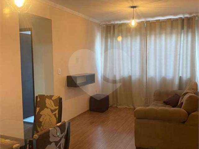 Apartamento com 2 quartos à venda em Jardim Pinheiros - SP