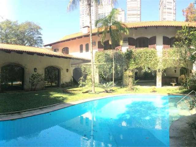 Casa com 6 quartos à venda em Cidade Jardim - SP