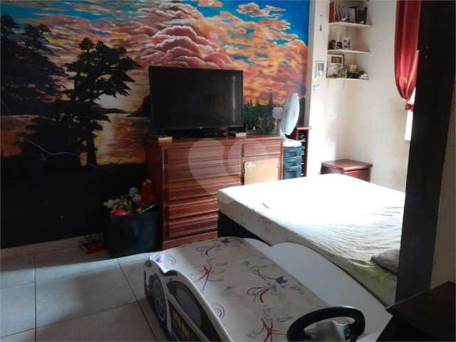 Apartamento com 3 quartos à venda em Bela Vista - SP