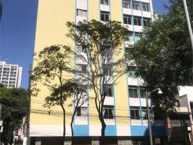 Apartamento com 3 quartos à venda em Bela Vista - SP