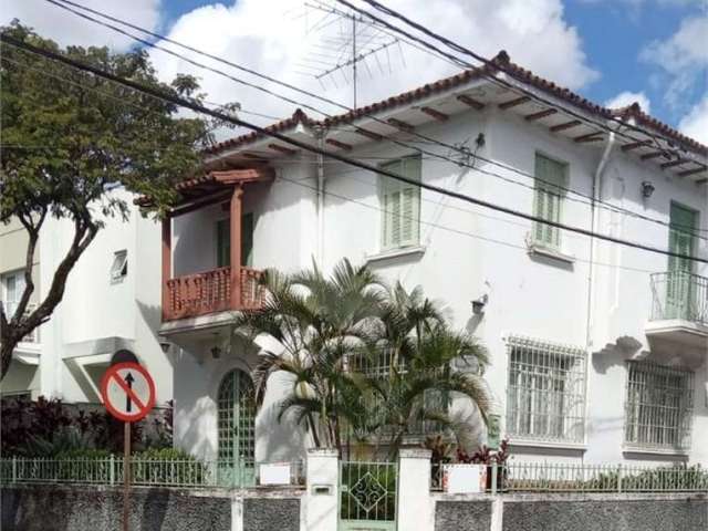 Casa com 4 quartos à venda em Vila Monumento - SP