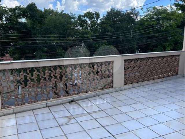 Casa térrea com 3 quartos à venda em Chácara Inglesa - SP