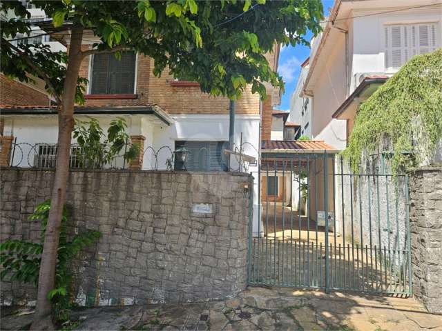 Casa com 3 quartos à venda em Consolação - SP