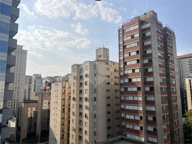 Apartamento com 2 quartos à venda ou para locação em Vila Olímpia - SP