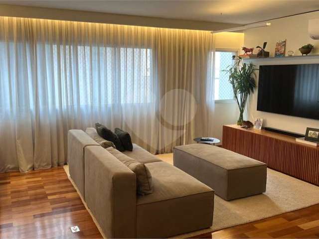 Apartamento com 2 quartos à venda em Consolação - SP