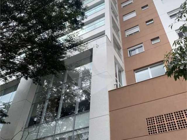 Apartamento com 3 quartos à venda em Vila Pompéia - SP