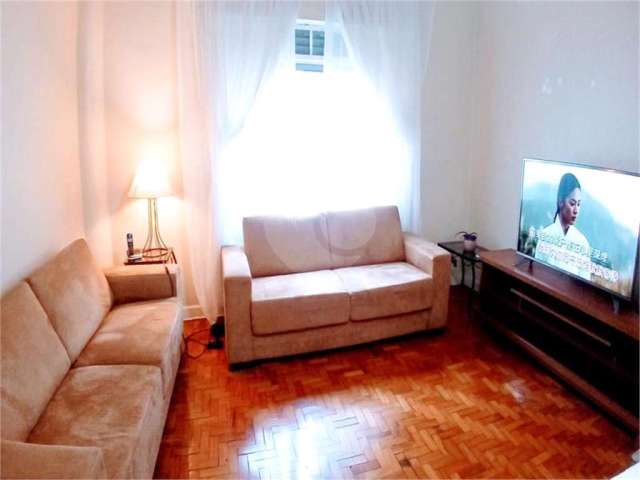 Apartamento com 2 quartos à venda em Cerqueira César - SP