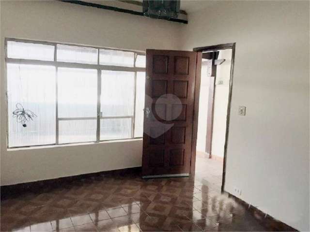 Casa térrea com 4 quartos à venda em Casa Verde Alta - SP