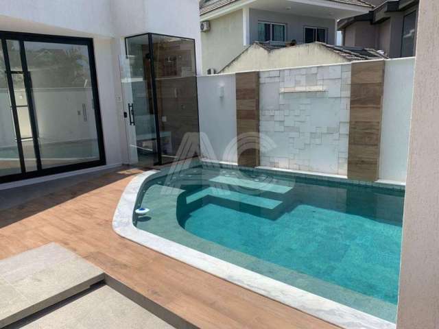 Casa em condomínio fechado com 4 quartos à venda na Estrada Vereador Alceu de Carvalho, Recreio dos Bandeirantes, Rio de Janeiro, 350 m2 por R$ 2.799.000