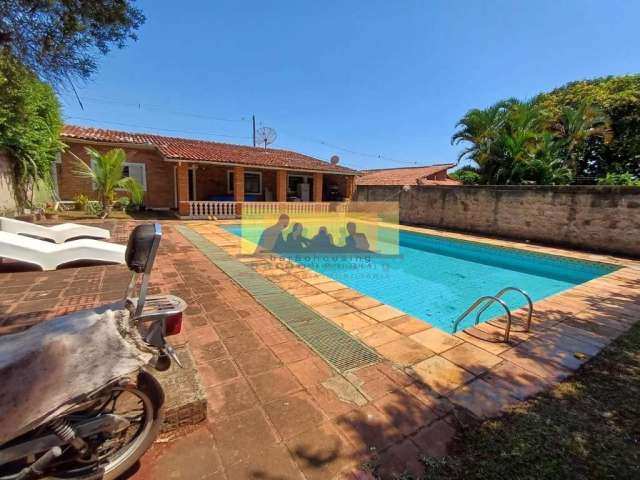 Casa à venda 3 Quartos, 1 Suite, 4 Vagas, 1027.2M², Vila Hollândia, Campinas - SP