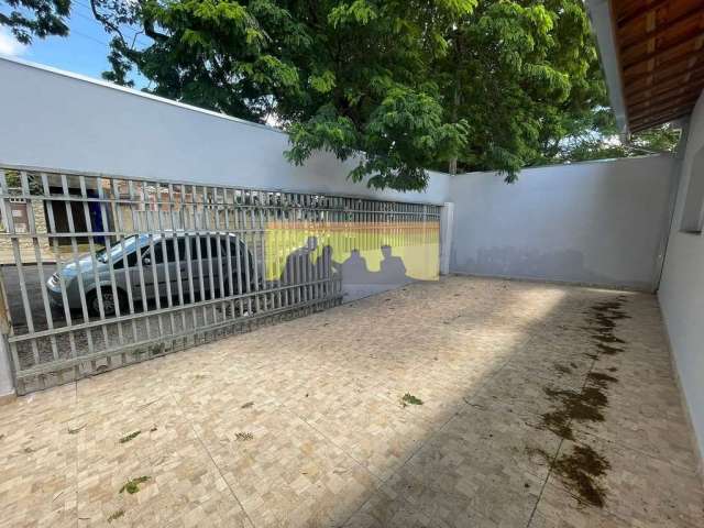 Oportunidade Única no Jardim Chapadão! Casa  Comercial com 3 Quartos e 1 Suíte