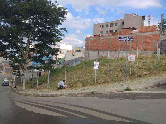 Terreno de esquina para venda no jardim dos altos - barueri