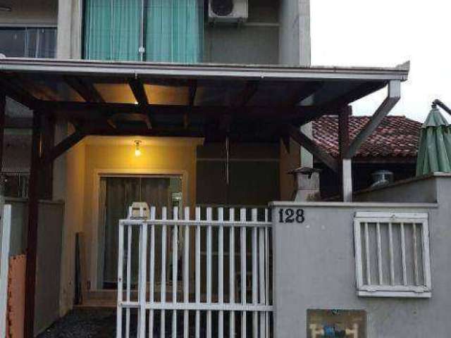 Casa com 2 dormitórios à venda, 59 m² por R$ 280.000,00 - São Marcos - Joinville/SC