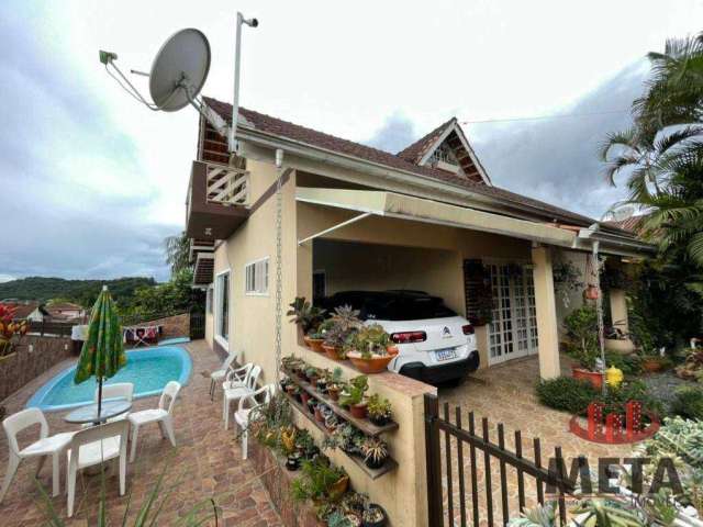 Casa com 3 dormitórios à venda, 180 m² por R$ 400.000,00 - Paranaguamirim - Joinville/SC