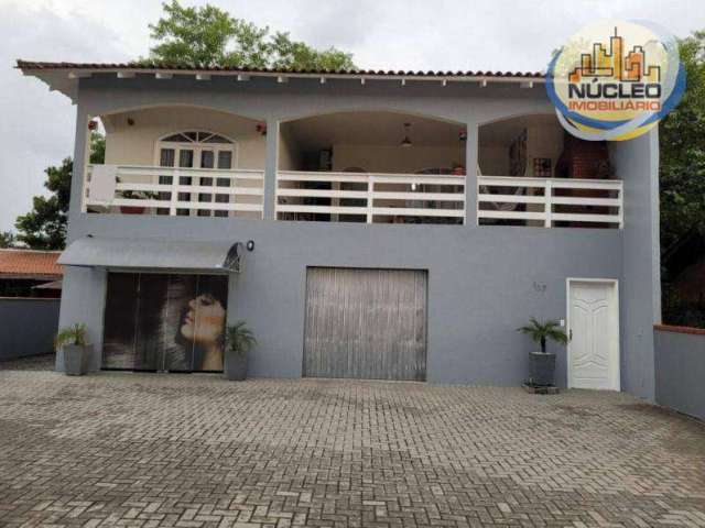 Casa com 4 dormitórios à venda, 360 m² por R$ 1.100.000,00 - Nova Brasília - Joinville/SC